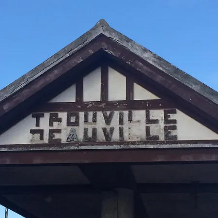 La Parenthese 6 Pers Avec Piscine Deauville